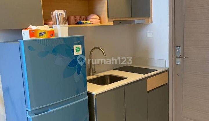 Apartemen Taman Anggrek Residences 2 Kamar Tidur Semi Furnished 2