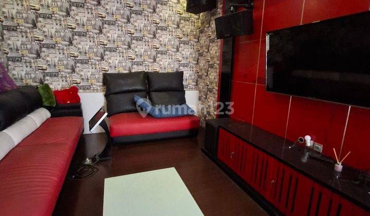 Rumah Golf Lake Residence Kapuk dekat Dgn PIK Kondisi Bagus 