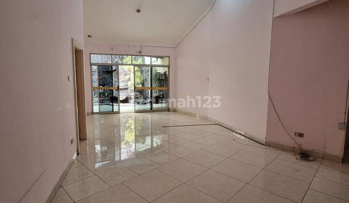 Disewakan Rumah Luas di Anggrek Loka Bsd 2