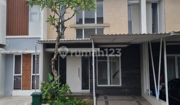 Rumah 2 Lantai Siap Huni di Citraland Cibubur