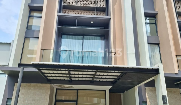 Vasya Tanakayu BSD Hook House Cluster 7X12 Fully Furnished Good Vasya Tanakayu BSD Hook House Cluster 7X12 Fully Furnished Good