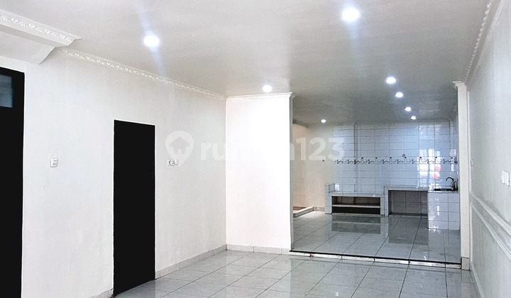 Siap Disewakan Rumah Taman Grisenda PIK 1 Ukuran 6x20 Kosongan 1