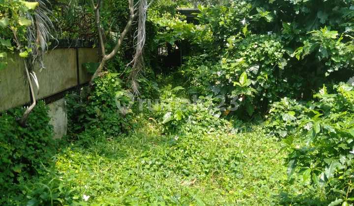 For Sale House Location Patra Kuningan LB 400M SHM, Corner Position 2