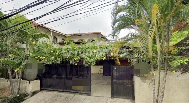 Dijual Rumah Lokasi Patra Kuningan LB 400M SHM, Posisi Hoek