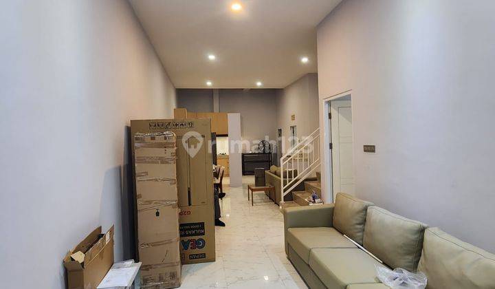 Rumah di Muara Karang , Jakarta Utara  3 Lantai 4bed