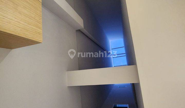 Rumah di Muara Karang , Jakarta Utara  3 Lantai 4bed