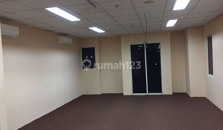 Office Gandeng The Boulevard Jakarta Pusat 54m² Lokasi Strategis 2