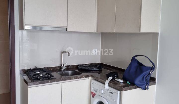 Sewa Murah Apartemen Puri Mansion, 2br Lt 11 Semi Furnished Rapi 2