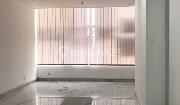 Springhill Royale Suites Kemayoran Commercial Shop Size 4.5x13.5 Springhill Royale Suites Kemayoran Commercial Shop Size 4.5x13.5