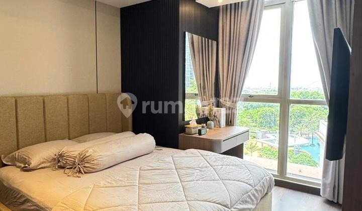 Apartemen Gold Coast Design Mewah 3BR Full Furnished View Taman