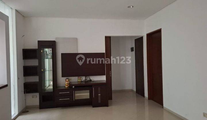 Rumah Strategis Pluit Putra Dalam 3Lt Hadap Barat Kondisi Bagus 1