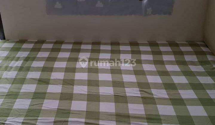 kamar tidur sewa osaka riverview pik2 apartemen