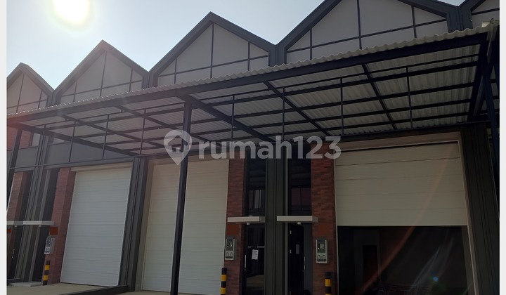 Gudang Modern Pik2 Bizpark 6X20 Sudah Ada Kanopi Siap Digunakan