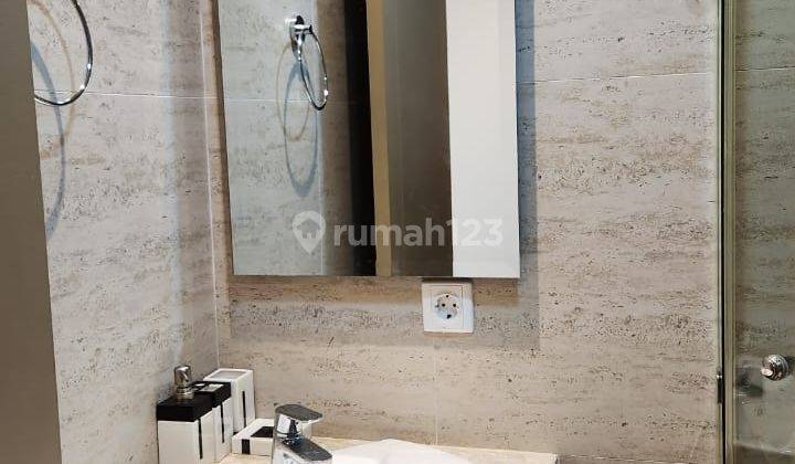 kamar mandi apartemen gold coast honolulu tipe