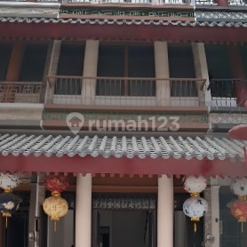 Ruko Osaka Euro Asia Pik2 Tipe China 4,5X10 Hadap Dalam Disewakan