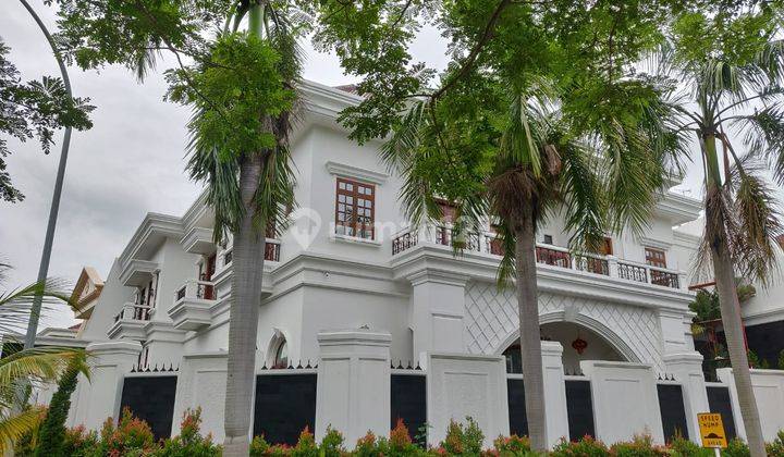 Rumah Mewah Terawat Kano Permai Design American Classic Hook 1