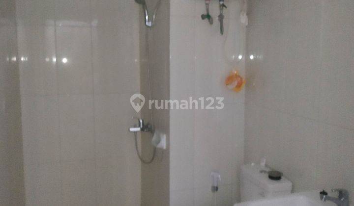 kamar mandi neo soho residence direct ke
