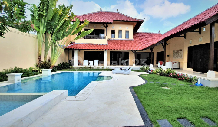 Elite Residential Area in Nusa Dua Bali 10 Bedroom New Renovated Elite Residential Area in Nusa Dua Bali 10 Bedroom New Renovated