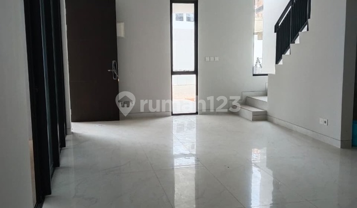 House PIK2 Cluster Kuningan Village Near Dragon Statue Brand New