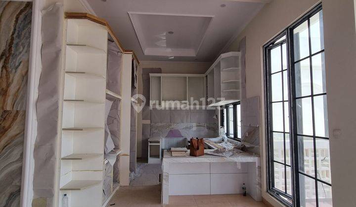 Private Lift+pool Rumah Besar Di Menteng 3.5Lantai Interior Bagus 2