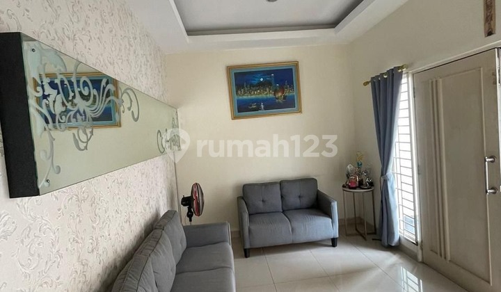 Town House Emerald BGM PIK 3 Lantai 8x14 Full Furnsihed+Balcony 2