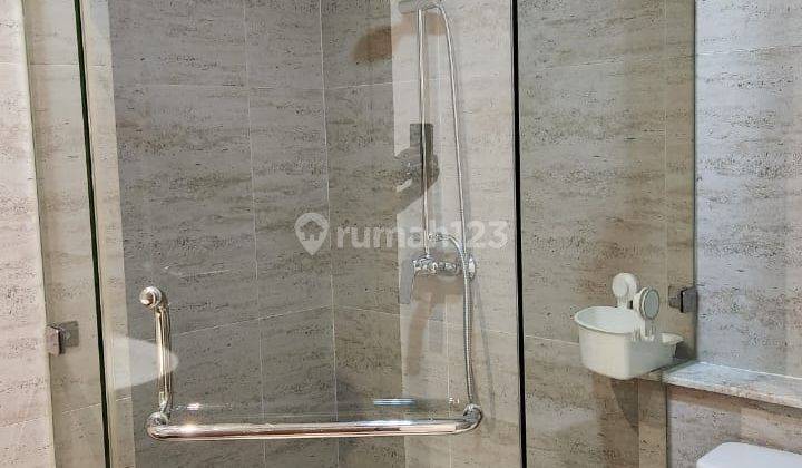 kamar mandi apartemen gold coast honolulu tipe