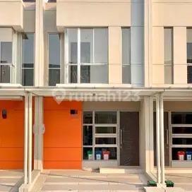 Cluster Springville PIK 2 House Size 4.5 x 10 Bare Condition