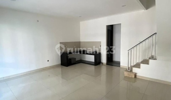 Golf Island House For Quick Sale! 3 Floors 6X12.5, Southwest Facing