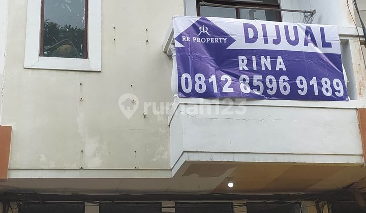 Quick Sale: 3-Storey Shop House 1000 Palem Lestari, Strategic Location