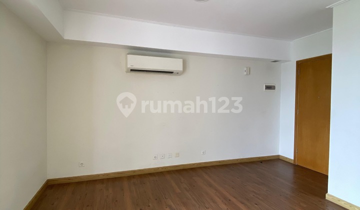 The Mansion Bougenville Fontana Size 45m2 Empty High Floor 2