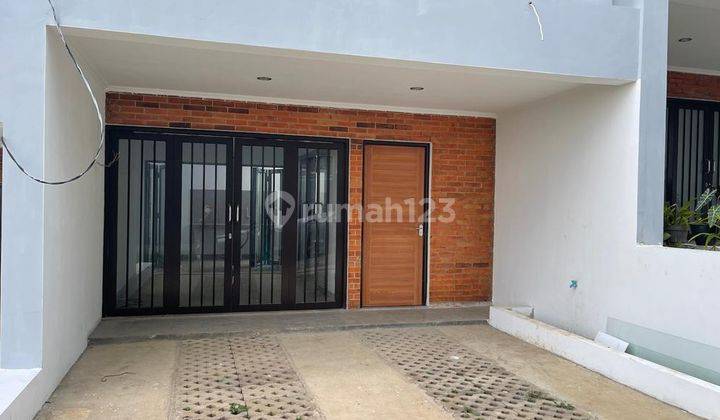 Rumah Bandung Barat Lembang 3 Lantai Lingkungan Asri View Sawah 1