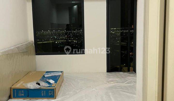 Osaka Riverview Apartment Tipe Studio Full Furnished High Floor 1