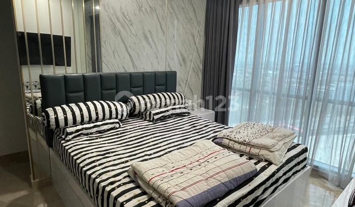 Apartemen Holland Village Sudah Renovasi Rapi 2 Bedroom Furnished