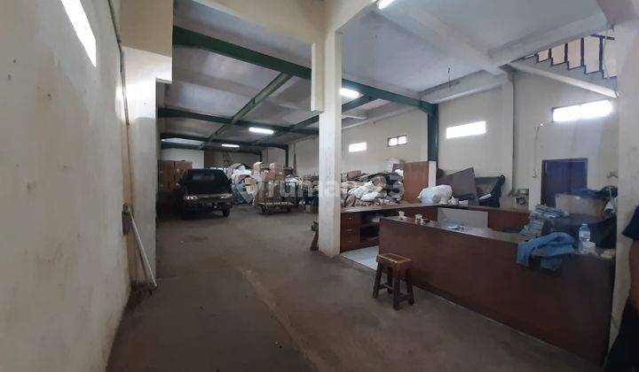 Turun Harga Gudang di Mengger 1