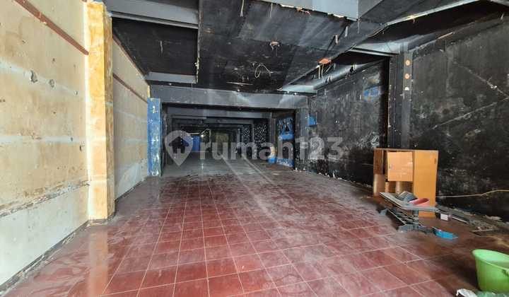 (For Rent) Commercial/Business Space/Warehouse on Sudirman Main Road Bandung, City Center & Strategic Location (negotiable) (For Rent) Commercial/Business Space/Warehouse on Sudirman Main Road Bandung, City Center & Strategic Location (negotiable)