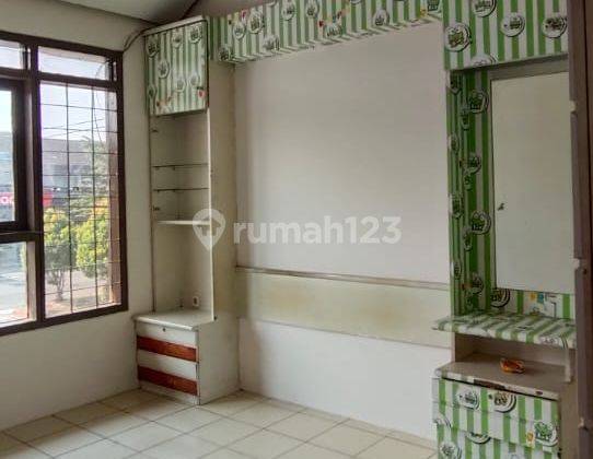 Ruko di Area Residensial di Kopo Permai, Bandung 1