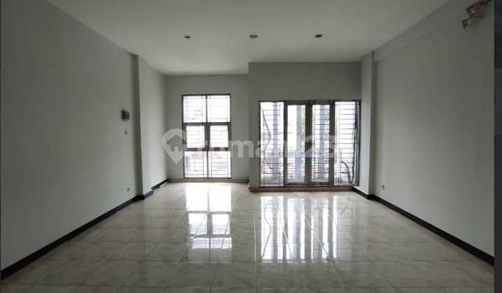 ( Big Sale) Ruko Mainroad Pasirkaliki , Bandung, 3 Lantai , Bangunan Baru, Posisi Strategis , Cocok Semua Usaha (nego) ( Big Sale) Ruko Mainroad Pasirkaliki , Bandung, 3 Lantai , Bangunan Baru, Posisi Strategis , Cocok Semua Usaha (nego)