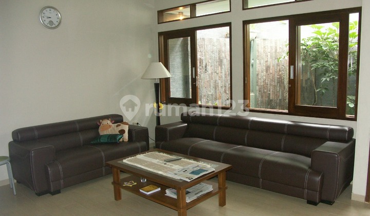 (big Sale) Rumah Setraduta , Bandung, Harga Miring, Posisi Strategis, Nyaman & One Gate System (nego)