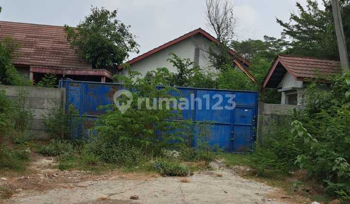 Ex Gudang Karawang Timur, Karawang