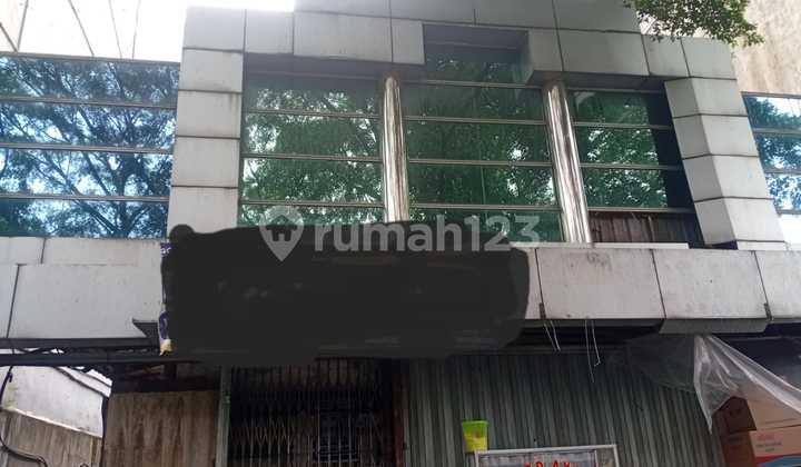 Dijual Gedung Komersial Ex Bank di Jakarta Pusat