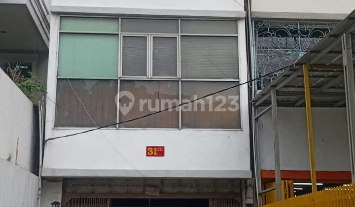 Dijual Cepat Bangunan Kantor Siap Pakai di Cideng Barat, Jakarta Pusat