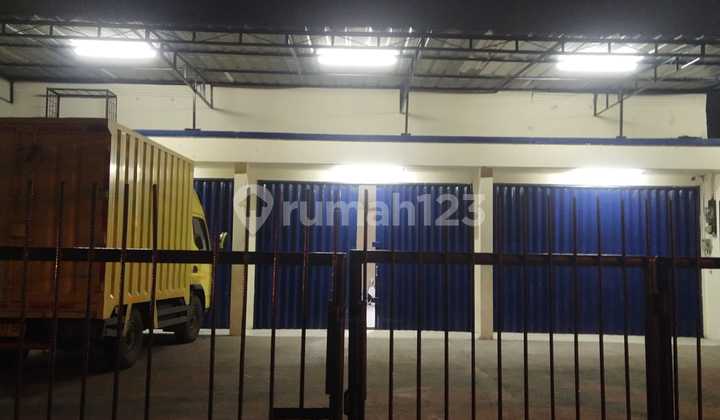 Jl Imam Bonjo Raya 2