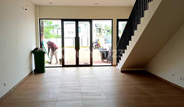 Cheap for Rent Hive Botanic Shop House 2