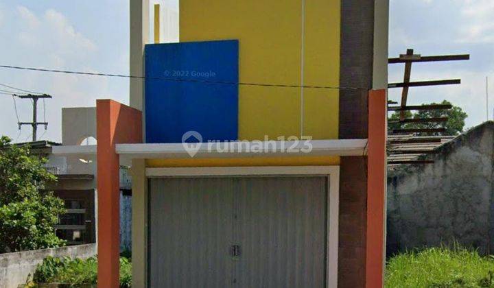 Jual Ruko Bebas Banjir Lokasi Pinggir Jalan Raya  1