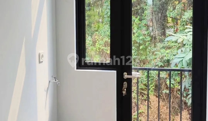 Rumah Siap Huni 2 Lantai New Brand Bsd Griyaloka Lokasi Strategis 2