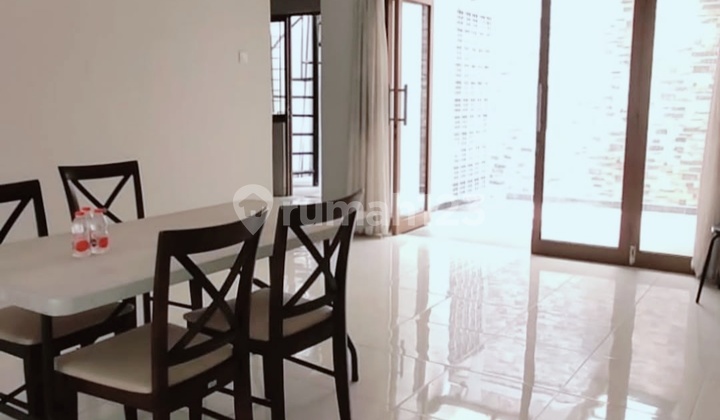 Dijual Rumah Bagus Shm Di Bintaro Dlm Cluster Emerald 2 Lantai 2