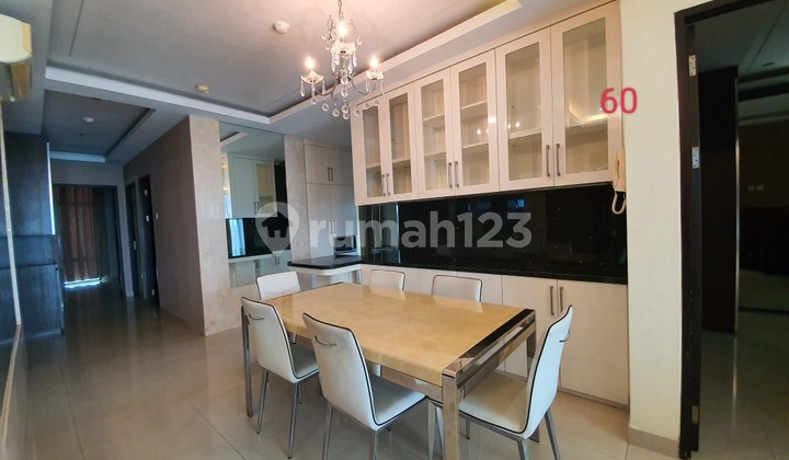 Apartemen hampton park 3 bed room Bagus jual cepat 10