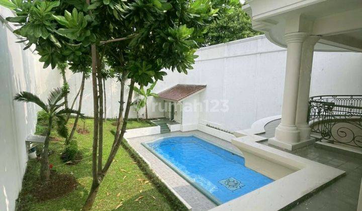 Rumah di Gaharu Cipete 2 Lantai Bagus SHM Pool 2