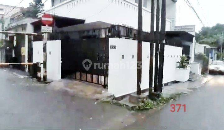 Rumah di Ciandak 3 Lantai SHM Bagus Barat 2