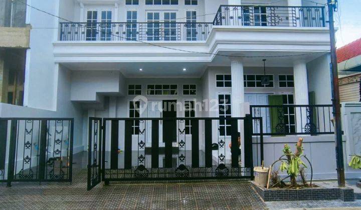 Rumah 3 Lantai di komp megapolitan, Cinere Unfurnished Bagus SHM - Sertifikat Hak Milik 1